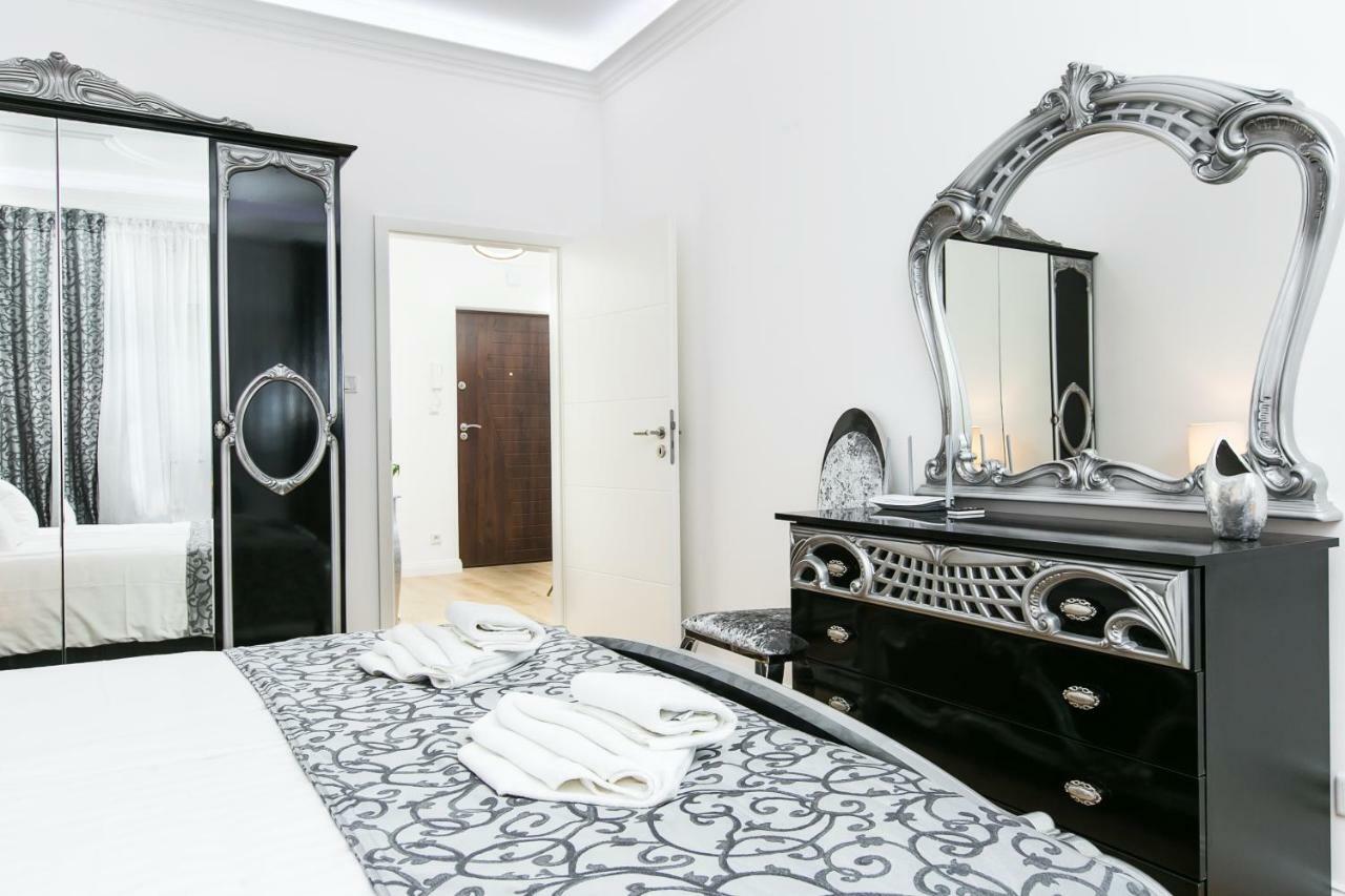 Old Town Cristal Apartment By Otium Краков Экстерьер фото